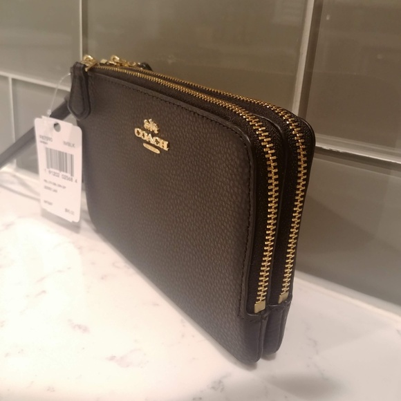 Coach Double Corner Zip F87590 Wristlet , Black - Picture 3 of 8